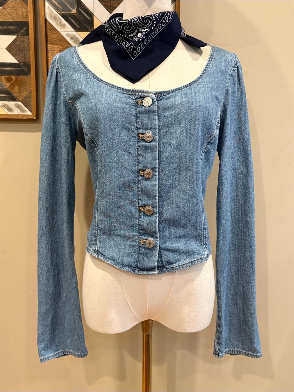 Levi's Light Blue Scoop-Neck Denim Button Front Long Sleeve Top Medium
